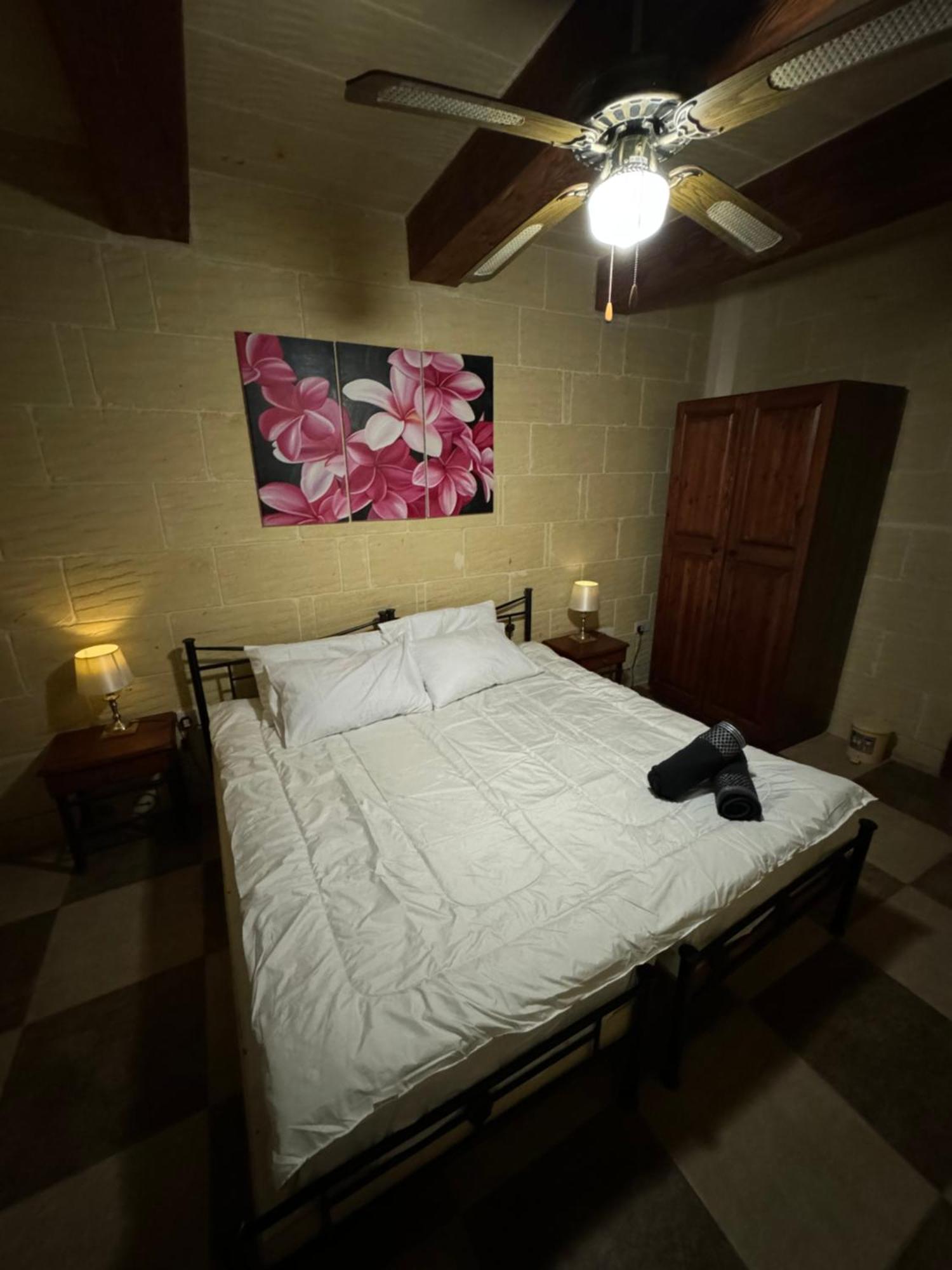 Tal-Bir Farmhouse Hotel Nadur ภายนอก รูปภาพ