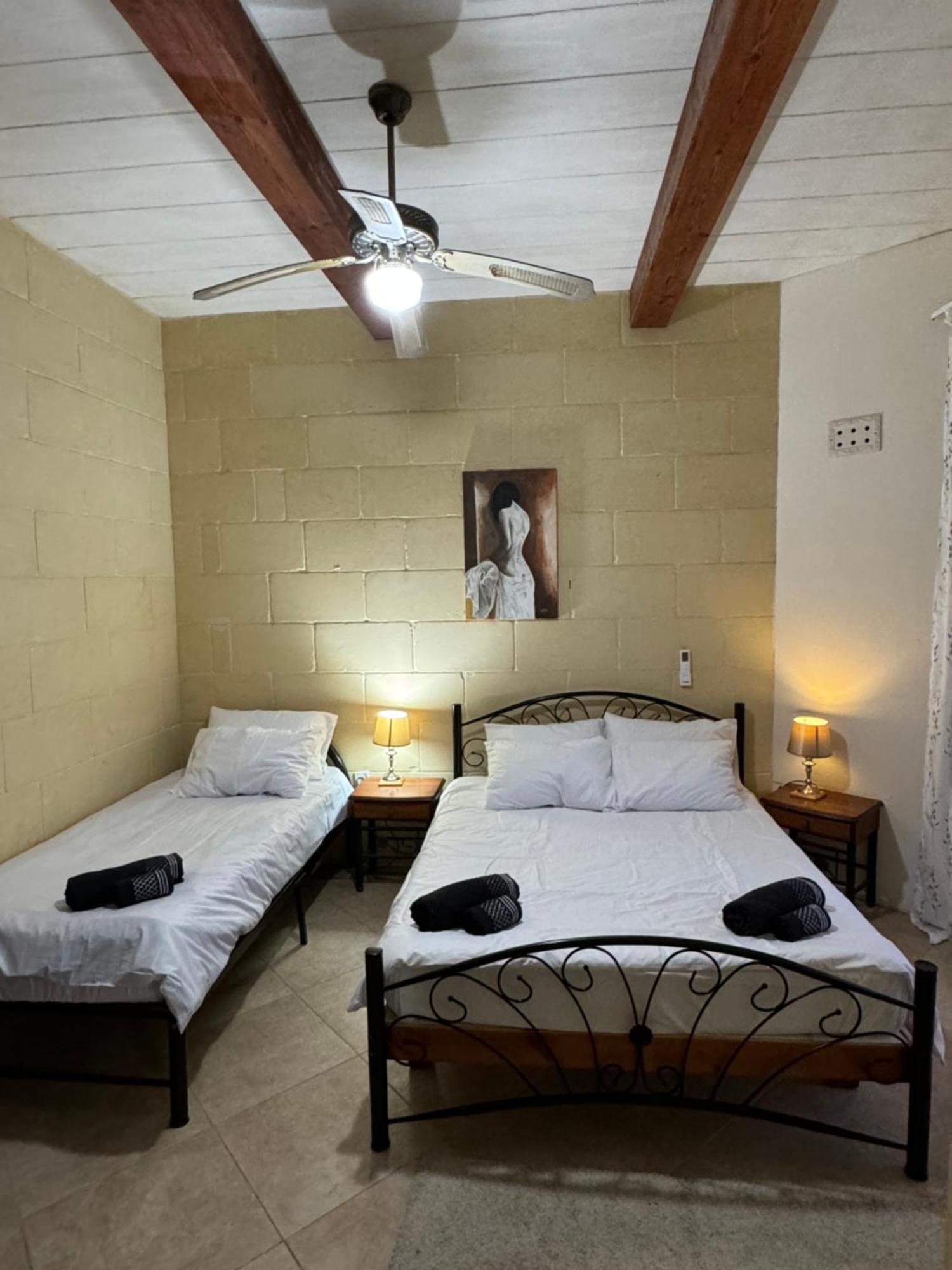 Tal-Bir Farmhouse Hotel Nadur ภายนอก รูปภาพ