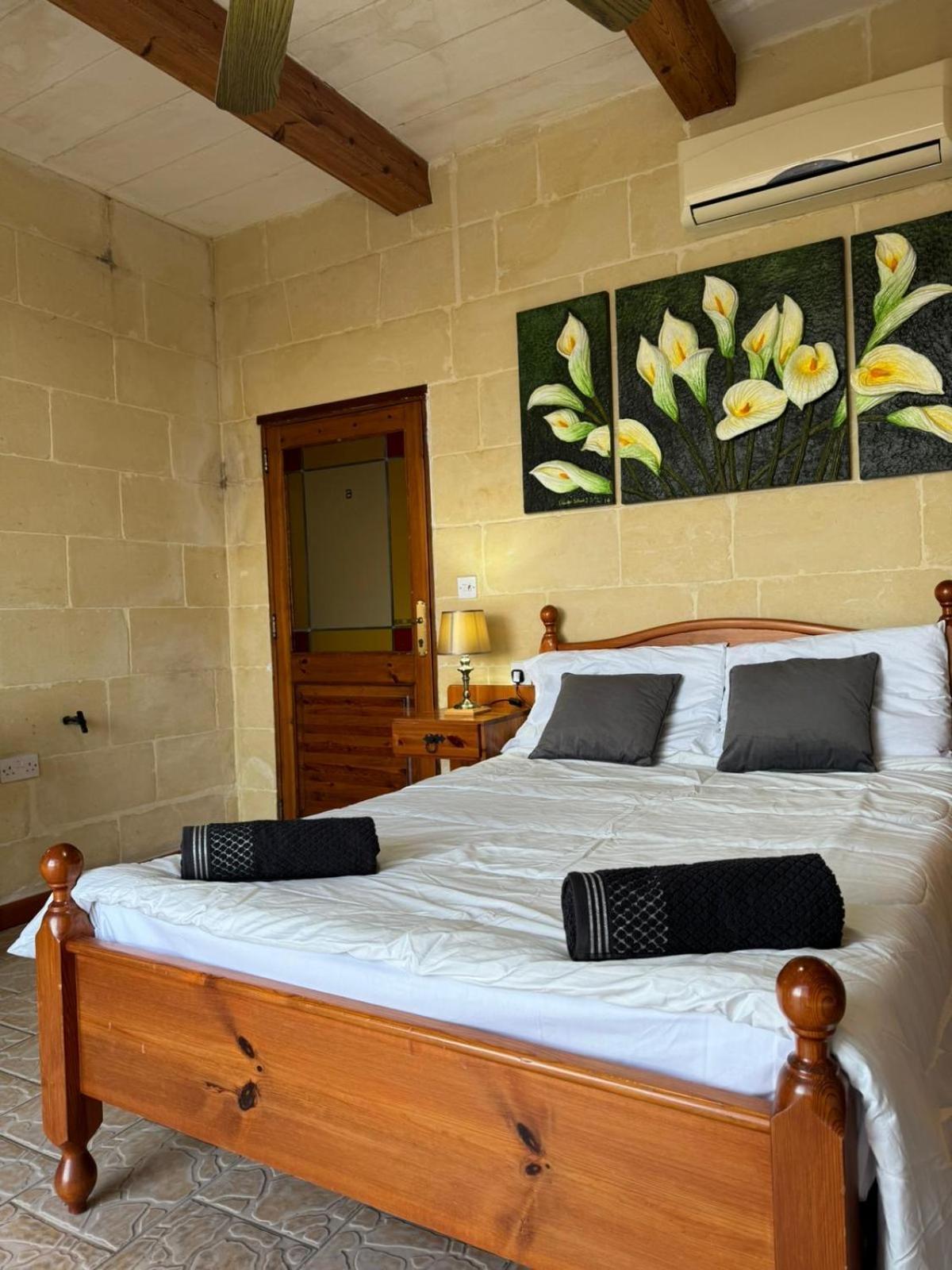 Tal-Bir Farmhouse Hotel Nadur ภายนอก รูปภาพ
