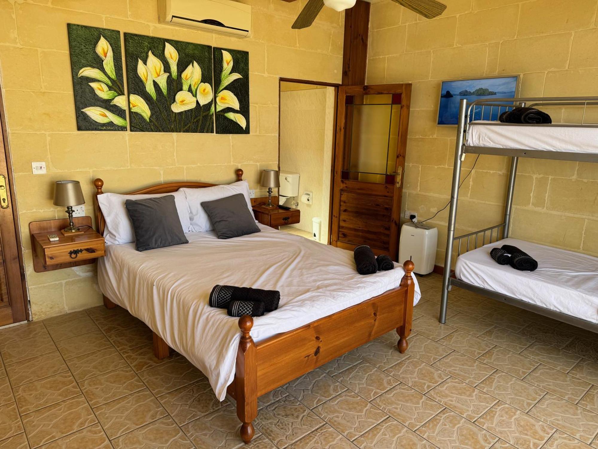Tal-Bir Farmhouse Hotel Nadur ภายนอก รูปภาพ