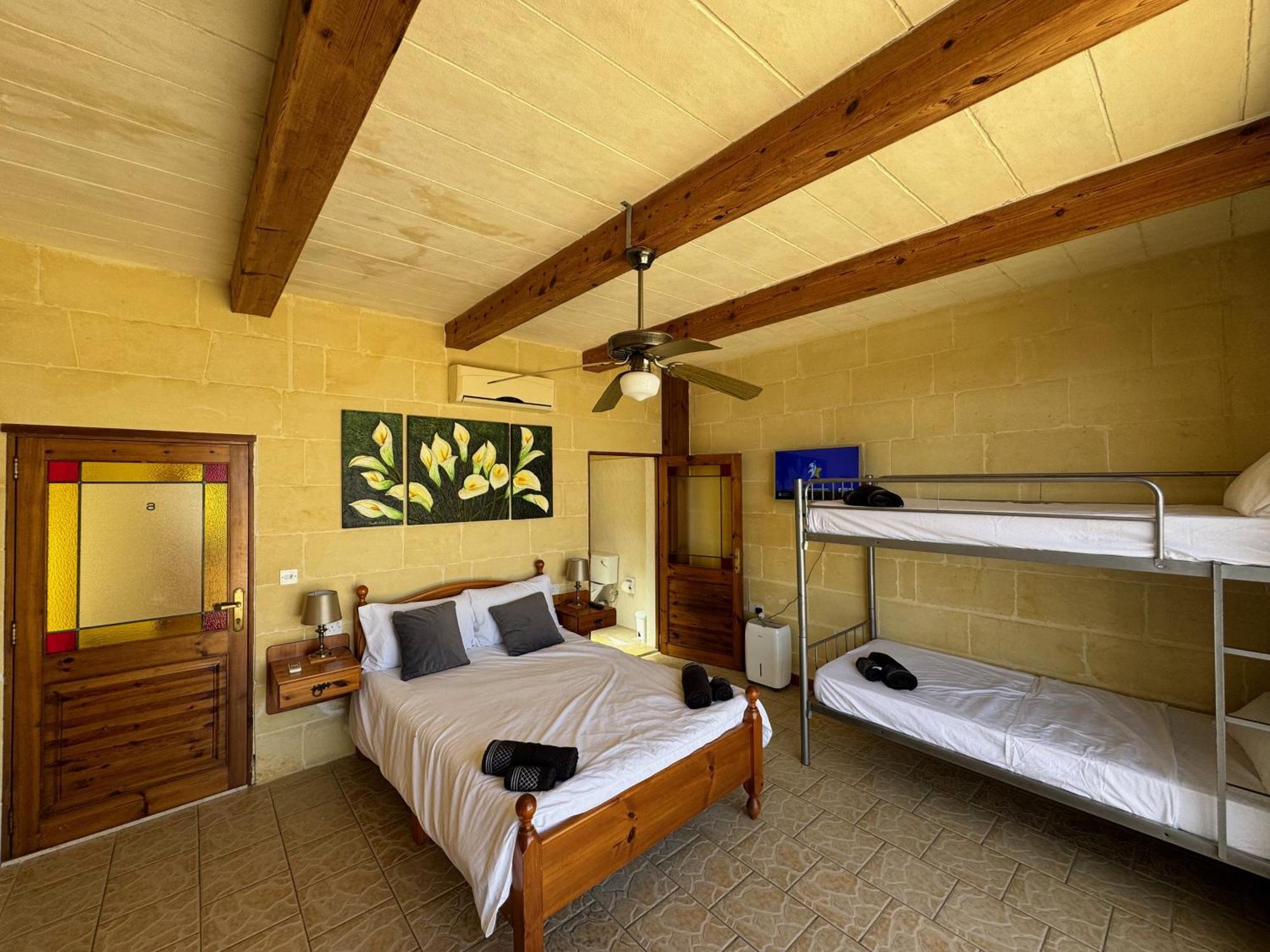 Tal-Bir Farmhouse Hotel Nadur ภายนอก รูปภาพ